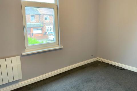 3 bedroom terraced house to rent, Heaton Terrace, Station Town, Wingate