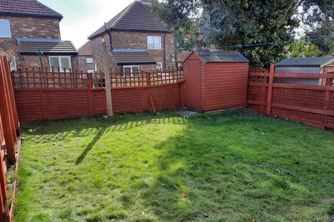 2 bedroom semi-detached house to rent, West Crescent, Peterlee