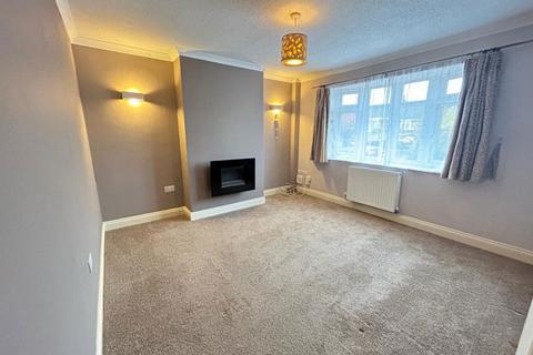 3 bedroom semi-detached house to rent, Cullerne Road, Swindon, SN3 4HX