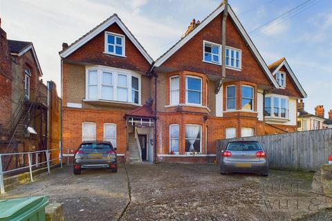 2 bedroom flat for sale, Cloudesley Road, St. Leonards-On-Sea