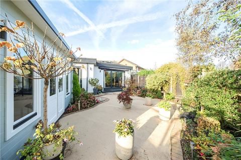 2 bedroom semi-detached bungalow for sale, Mallard Close, Romsey, Hampshire