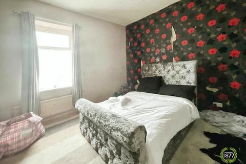 2 bedroom terraced house for sale, Hollingreave Road, Burnley, Lancashire, BB11 2HZ