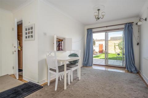 3 bedroom end of terrace house for sale, Field Common Lane, Walton-On-Thames