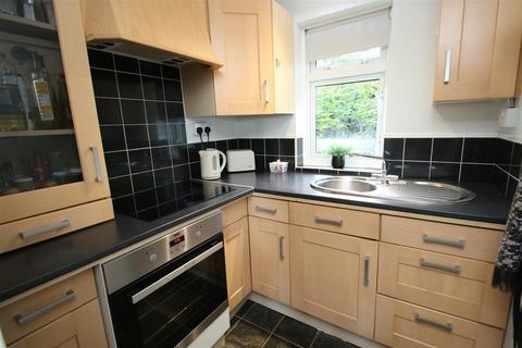 1 bedroom flat for sale, Essex Square, Salisbury