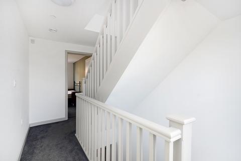 Flat to rent, Dun Street, Sheffield, S3