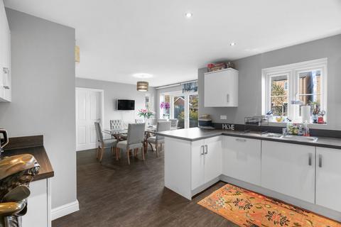 9 Cody Road, Waterbeach, Cambridge, CB25 9LS