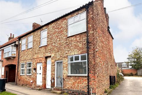 2 bedroom end of terrace house to rent, 99 Main Street, Fulford, York