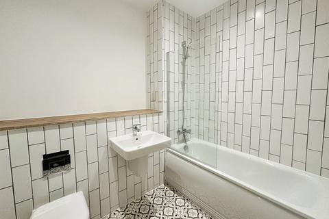 2 bedroom flat to rent, Cotton Gardens, Union Mill, Vernon Street, Bolton, BL1