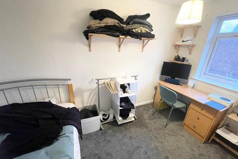 2 bedroom semi-detached house to rent, *£110pppw excl bills* Elmore Court, Arboretum, NOTTINGHAM NG7