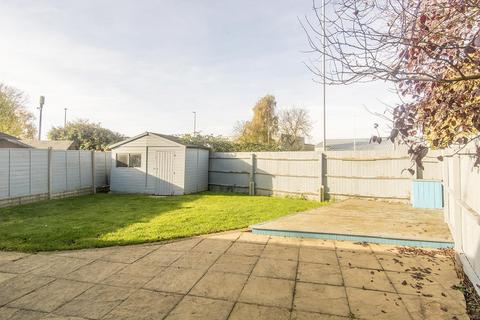 3 bedroom end of terrace house for sale, Thatch Meadow Drive, Market Harborough