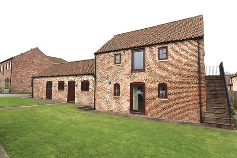 3 bedroom barn conversion to rent, Wilton Barns Close, Bishop Wilton, York