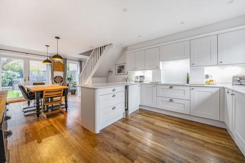 1 Capel Close, Akeley, Buckingham, MK18 5HX