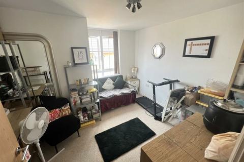 36 Lambourne Chase, Chelmsford, CM2 9FF