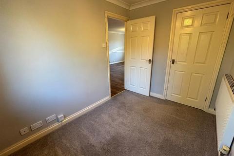 4 bedroom bungalow to rent, Bromsgrove Road, Redditch