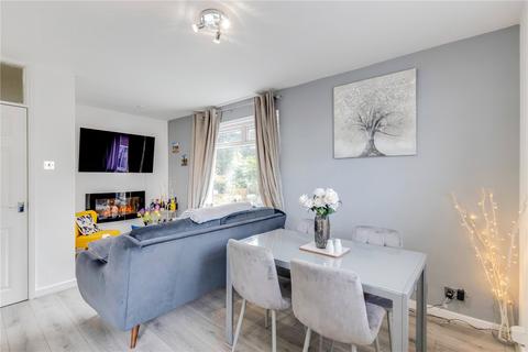 2 bedroom apartment for sale, St Christopher Court, Linnet Close, Cardiff, CF23