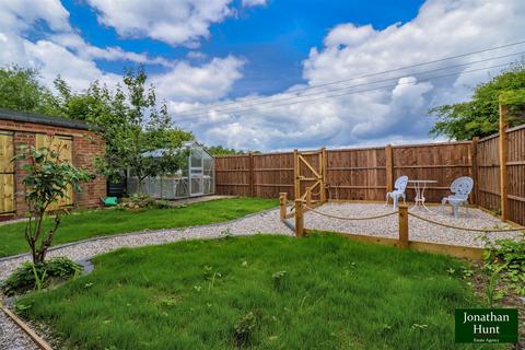 2 bedroom semi-detached bungalow to rent, Broad Baulk, Buntingford SG9