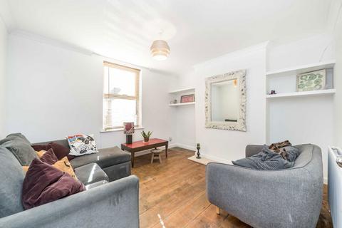 3 bedroom house for sale, New Road, Brentford TW8