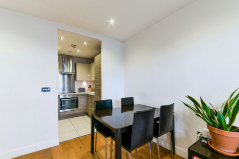 1 bedroom apartment for sale, Lee Street, London E8