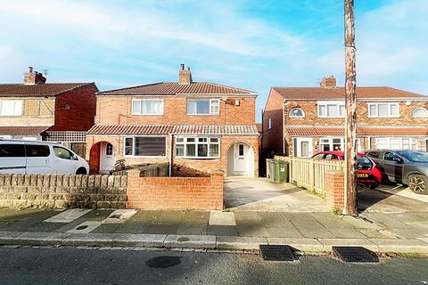 2 bedroom semi-detached house for sale, Dinsdale Avenue, Kings Estate, Wallsend