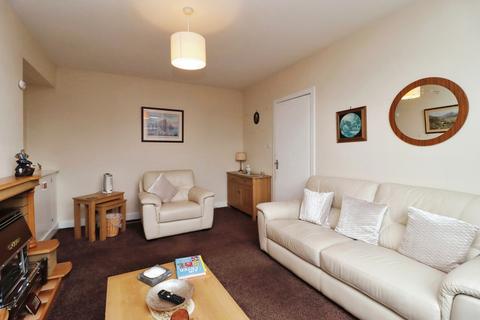 2 bedroom flat for sale, Chapel Place, Kirkcaldy, KY2