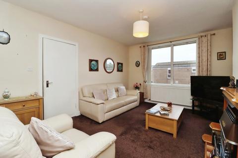 2 bedroom flat for sale, Chapel Place, Kirkcaldy, KY2