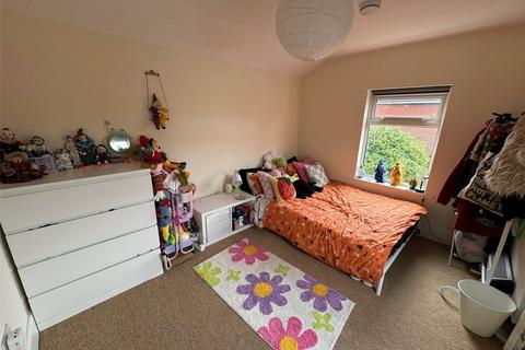 2 bedroom flat to rent, Cambridge Road, Hampshire SO14