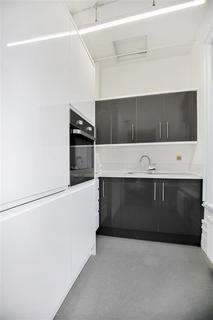 2 bedroom apartment to rent, Central Exchange Building, Grey Street, Newcastle Upon Tyne NE1