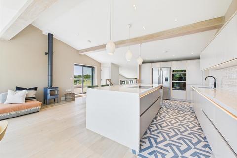 3 bedroom detached house for sale, A Modern, High-Specification Home With Spectacular Views