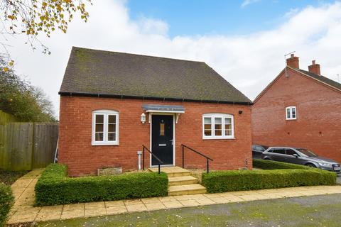 2 bedroom detached bungalow for sale, Whittlewood End, Silverstone, NN12