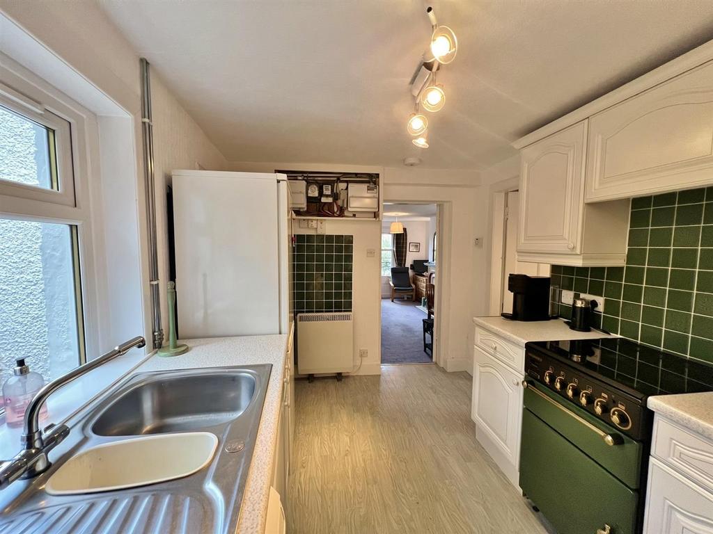 Kitchen to dining room