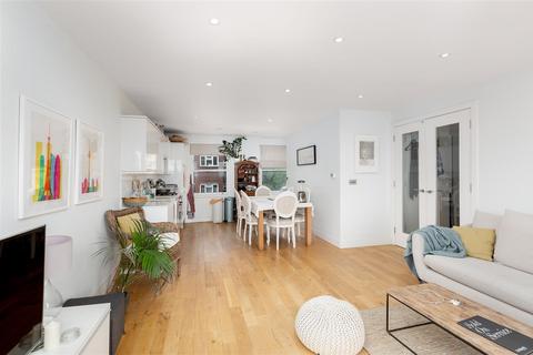 2 bedroom apartment to rent, Mill Lane, West Hampstead NW6