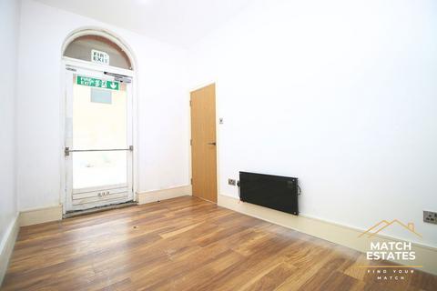 2 bedroom apartment to rent, Shorncliffe Road, Folkestone CT20