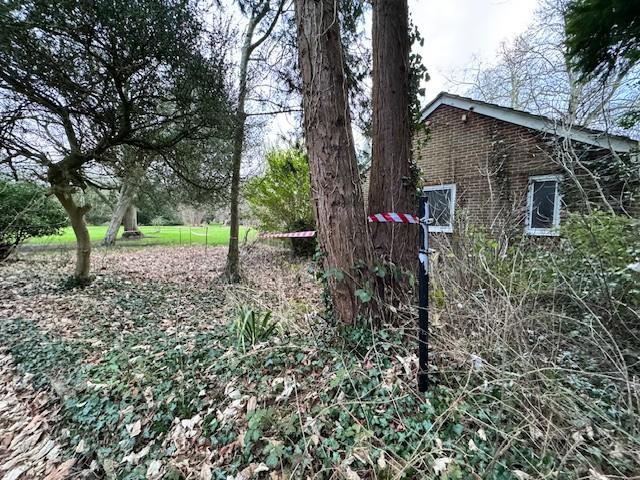 Gate Keeper Lodge External Pegging Area 7...