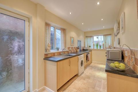 3 bedroom semi-detached house for sale, Cloverdale, Stoke Prior, Bromsgrove, B60 4NF