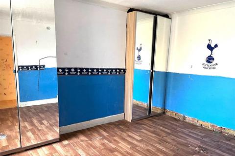 123 Jefferson Road, Sheerness, ME12 2PX