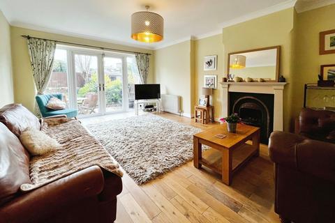 4 bedroom semi-detached house for sale, Clothorn Road, Didsbury, Manchester, M20