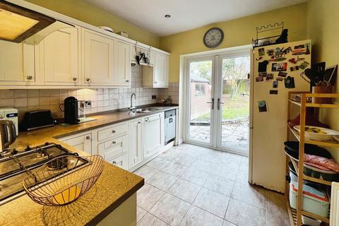 4 bedroom semi-detached house for sale, Clothorn Road, Didsbury, Manchester, M20