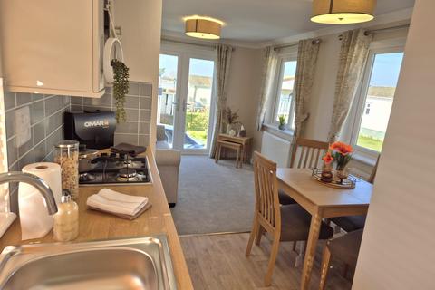 1 bedroom park home for sale, Gillingham, Kent, ME8