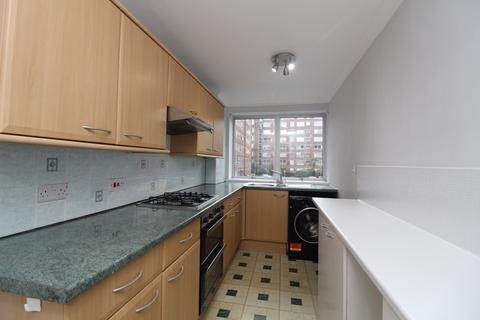 2 bedroom flat to rent, Eaton Road, Hove BN3