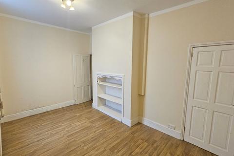 3 bedroom terraced house for sale, Trafalgar Road, Scarborough