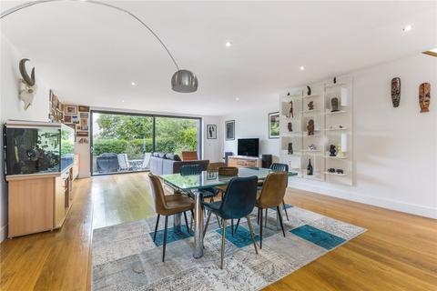 undefined, Marsworth Wharf, Marsworth, Tring, Hertfordshire, HP23