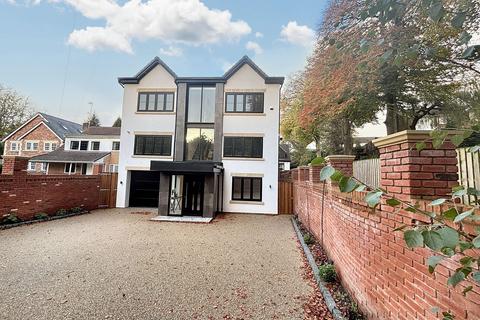 6 bedroom detached house for sale, Chatsworth Road, Manchester M28