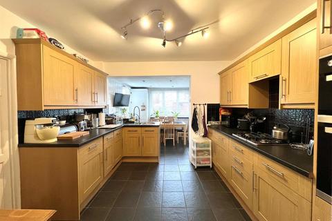 356 Billet Road, London, E17 5PJ