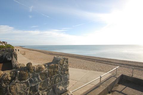 2 bedroom apartment for sale, The Riviera, Sandgate, CT20