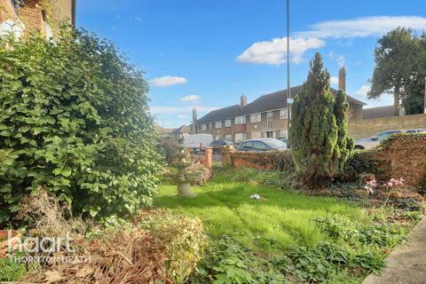 17 Warwick Road, Thornton Heath, CR7 7NH