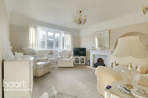 2 bedroom maisonette for sale, Warwick Road, Thornton Heath