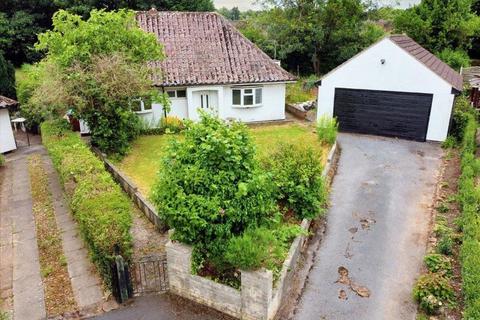 2 bedroom bungalow to rent, Kilverton Close, Wollaton, Nottingham, NG8 1EF