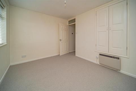 46 Blenheim Park, Bowerhill, Melksham, SN12 6TA