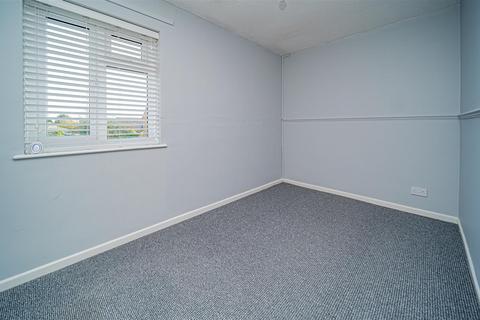 46 Blenheim Park, Bowerhill, Melksham, SN12 6TA