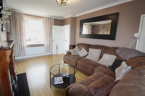 3 bedroom terraced house for sale, Central Avenue, Blackwood NP12